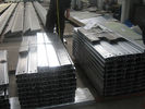 China Stahlrahmen-Gebäude galvanisierte Stahlpurlins für Stützdach-Blatt usine