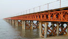 Soem/kundenspezifisches Schweißens-modulare Stahlbrücke/Vertrag fabrizierten Bailey-Brücke vor